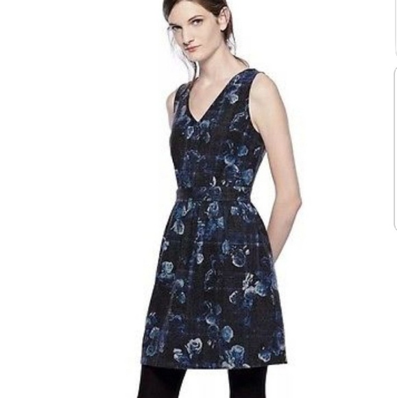 Modcloth Dresses & Skirts - Floral fit and flare dress